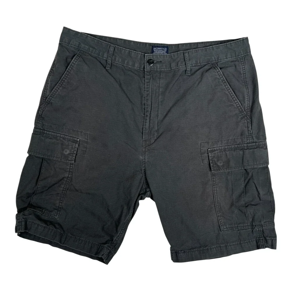 Leviâs Gray Cargo Shorts Size 38 Ripstop Y2K Baggy